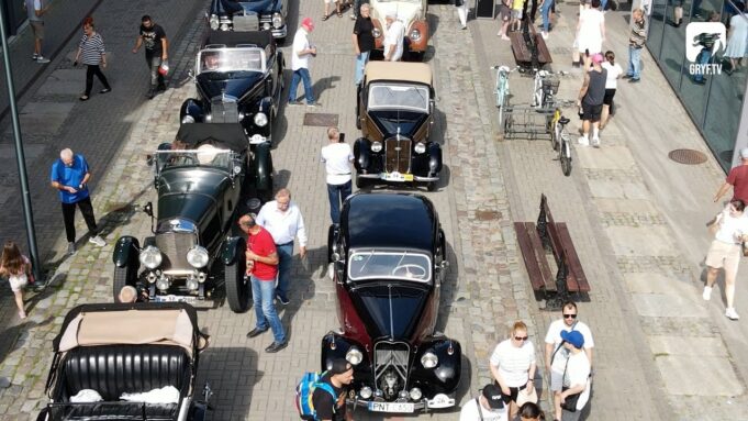 X Dixie Rajd Old Mobile