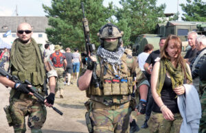 Gorący sierpień na borneńskim tankodromie