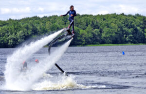 Balony i flyboardy, czyli co nas czeka drugiego dnia Festiwalu Balonowego