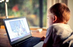 Szkoły w Szczecinku z pracowniami AI i nowymi komputerami z KPO