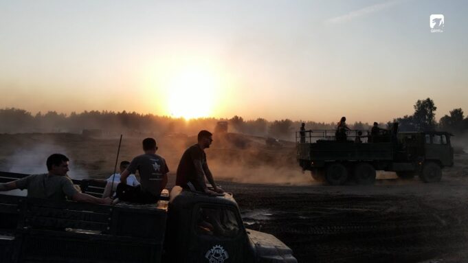 XX Międzynarodowy Zlot Pojazdów Militarnych – dzień I