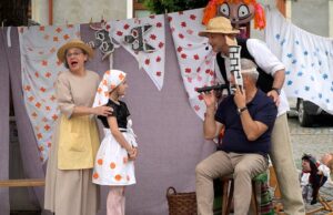 Teatr w centrum Barwic