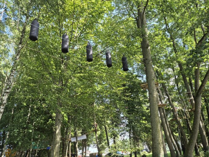 Szczecinecki park linowy zyskał trzecią trasę – „Czerwoną”