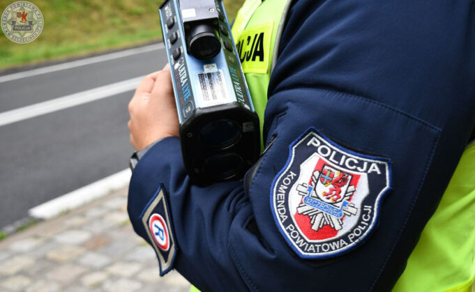 Pędził przez Barwice z prędkością 108 km/h