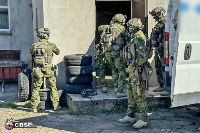 Nielegalna fabryka papierosów w powiecie szczecineckim