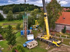 Montaż iglicy Kościoła pw. św. Antoniego w Juchowie