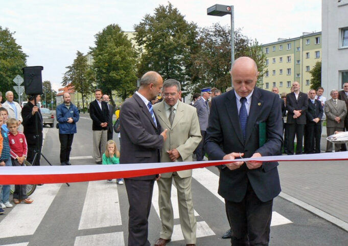 Nowe karetki, nagroda dla miasta oraz 60. urodziny Jesiotra