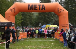 Biały Bór ponownie przyciągnął biegaczy