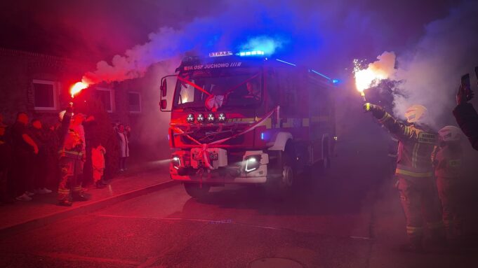 Strażacy z Juchowa mają nowy wóz