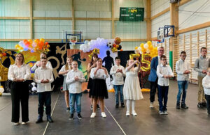 Ma 55 lat, nową, piękną halę sportową i gabinety do zajęć rewalidacyjno-wychowawczych