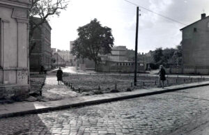 Cztery pory roku na ulicy Podwale. Sporo się zmieniło