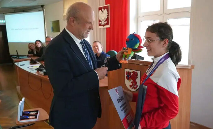 Sukcesy, nagroda i… obrady Rady Powiatu w Szczecinku