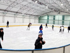 Lodowisko przy ZS Nr 1 w Szczecinku już działa. Cennik