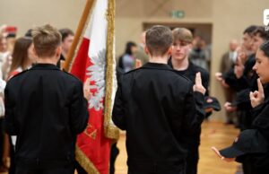 Ślubowanie klas mundurowych w ZS nr 6 w Szczecinku