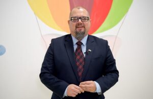 Życzenia świąteczne – Paweł Mikołajewski