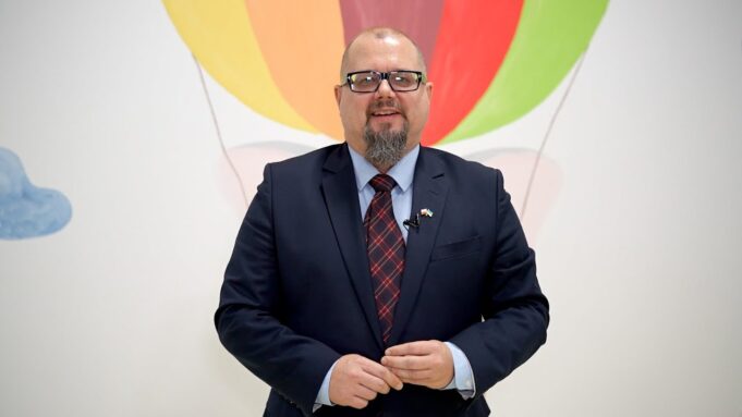 Życzenia świąteczne – Paweł Mikołajewski