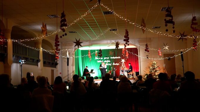 Koncert Świąteczny w Barwicach Estery Naczk-Suskiej