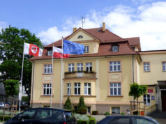 Honory dla nauczycieli, zmiany w budżecie i budowa BCU