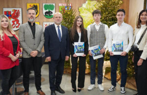 Nagrody, wyróżnienia, stypendia