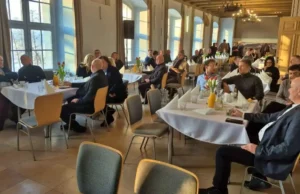 O biznesie przy śniadaniu