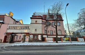 Dawna siedziba nadleśnictwa na sprzedaż