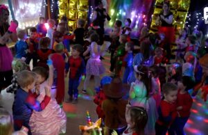 Bal karnawałowy w Makusiu