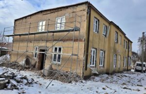 Modernizacja budynku szkoły w Jeleninie