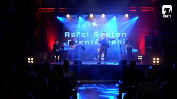 Dzień Kobiet z Powiatem – koncert Rafała Szatana