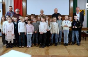 Ratusz dziękuje uczniom SP7 za dokarmianie ptaków