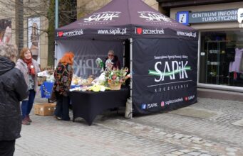 Kiermasz Wielkanocny Stowarzyszenia Aktywnych Kobiet