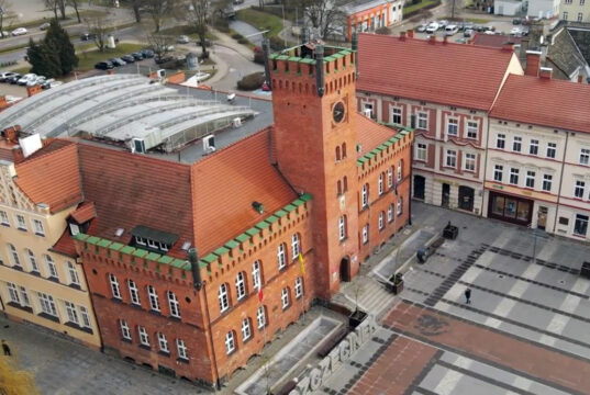 Ratuszowe piwnice zostaną przystosowane na schron dla ponad 100 osób