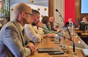 Bez płatnych parkingów, ale z wotum zaufania i absolutorium