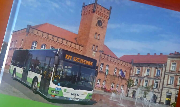 Książka na jubileusz KM Szczecinek. O autobusach i nie tylko