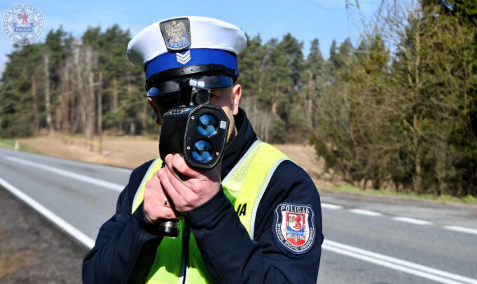 Za szybko! – policjanci zatrzymali prawa jazdy