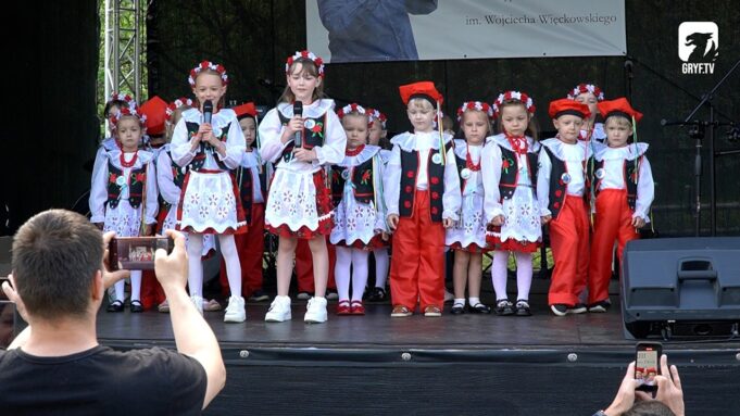 XIII Wiosenny Piknik Folk w Jeleniu