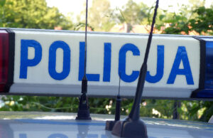 Oszustwo na inwestycje w akcje. Starszy mężczyzna stracił 11 tys. zł
