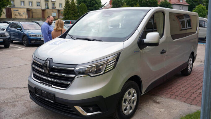 Nowy bus dla PCPR w Szczecinku