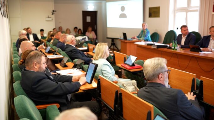 Sesja absolutoryjna Rady Powiatu w Szczecinku