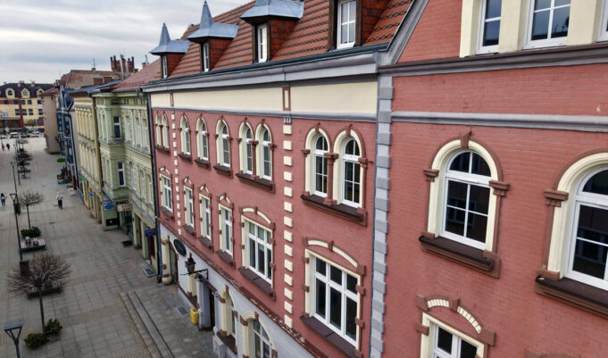 Dawny SzOK przy deptaku na sprzedaż – idealny pod hotel, biura lub apartamenty