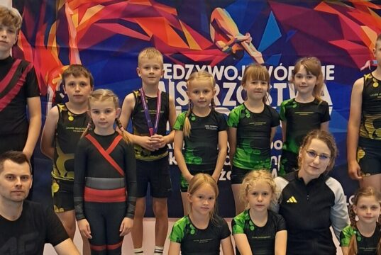 Dwa srebra Akrosportu na Międzywojewódzkich Mistrzostwach Młodzików