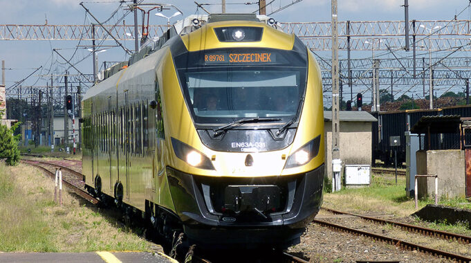 Szczecinek na trasie nowych linii kolejowych w regionie