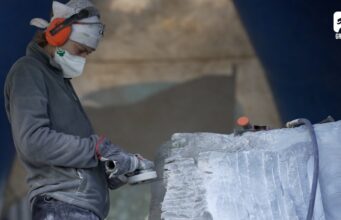W Szczecinku trwa właśnie plener rzeźbiarski pod hasłem „Punkt podparcia”