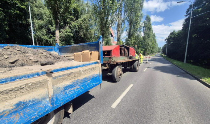 Utrudnienia na ulicy Kościuszki. Trwa poprawianie studzienek