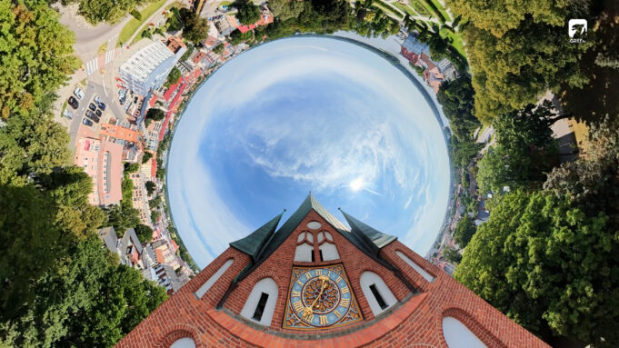 Kościół Mariacki z niecodziennej perspektywy – dron 4K