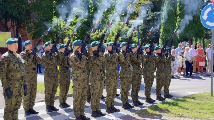 Obchody Święta Wojska Polskiego w Szczecinku