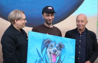 Pokochaj. Adoptuj – nowy mural w Szczecinku