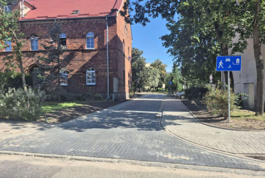 Przebudowana ulica osiedlowa już służy mieszkańcom