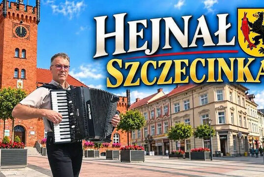 Hejnał z ratuszowej wieży. Dwie wersje