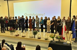 Nagrody dla nauczycieli w Szczecinku. Samorządowcy podsumowali też sytuację w oświacie
